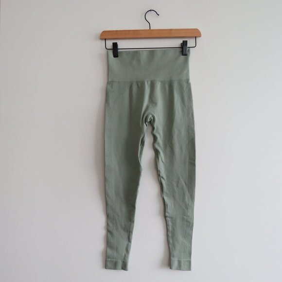 SET ACTIVE Sculptflex Yoga Activewear Leggings in Olive Green Pastel Gym Workout - Picture 3 of 13